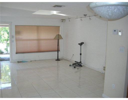 22610 Southwest 66th Avenue Boca Raton, FL 33428 - Photo 3 of 14 Additional Photo