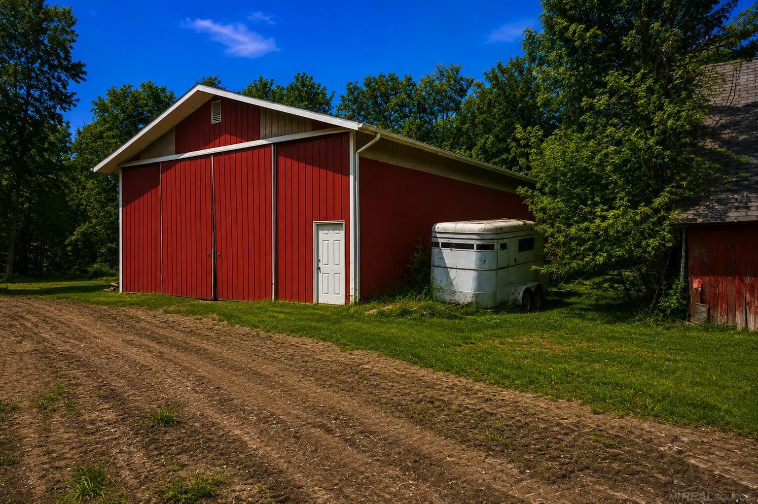 8839 Petz Road Imlay City, MI 48444 - Photo 40 of 46 50217534-4ed14339-3214-478a-af5f-a0c4bdb48f34.JPG