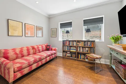 $1,290,000 | 1418 North La Salle Drive, Unit 3, Chicago, IL 60610