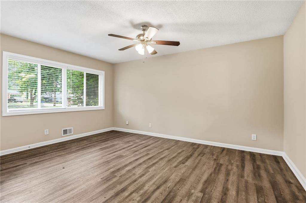 1089 Canal Street Decatur, GA 30032 - Photo 5 of 27 Gallery Image 5