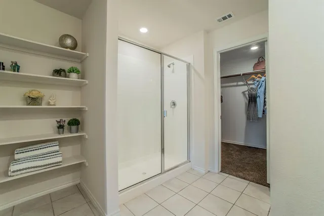 $325,000 | 3929 Dickinson Avenue, Aubrey, TX 76227