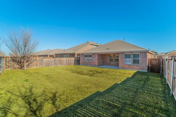 $323,000 | 3929 Dickinson Avenue, Aubrey, TX 76227
