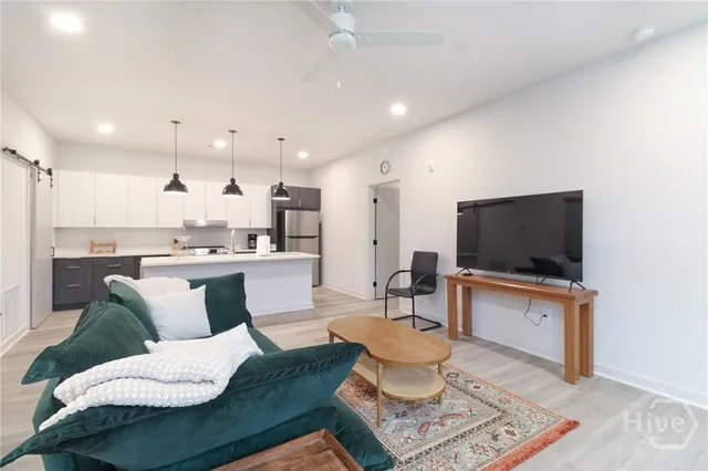 $1,800 | 240 Martha Drive, Unit 220, Athens, GA 30606