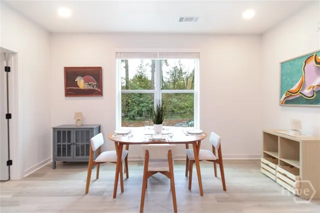 $1,800 | 240 Martha Drive, Unit 220, Athens, GA 30606