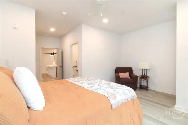 $1,800 | 240 Martha Drive, Unit 220, Athens, GA 30606