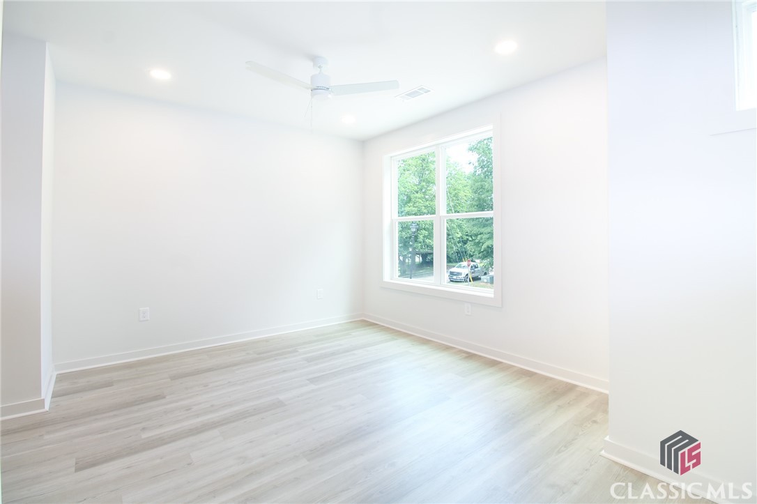 240 Martha Drive, Unit 140 Athens, GA 30606 - Photo 10 of 28