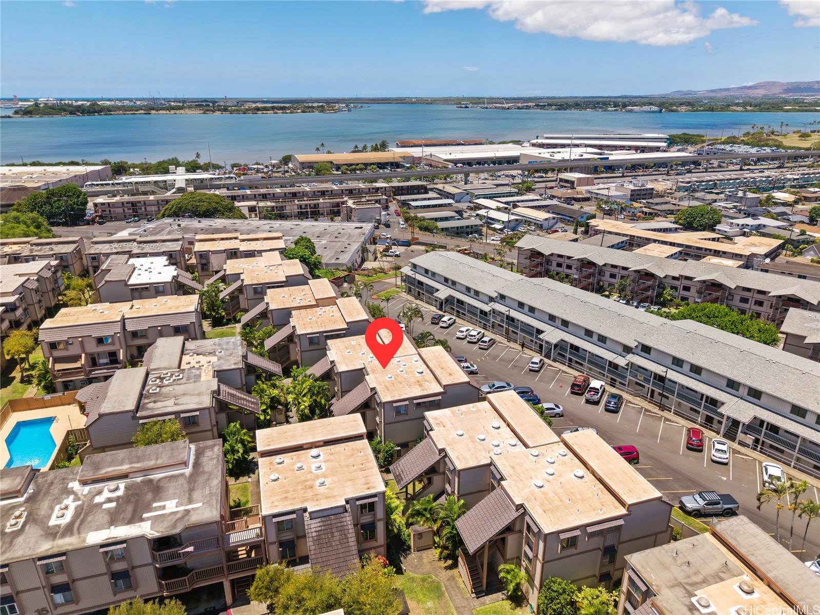 98-941 Moanalua Road, Unit 403 Aiea, HI 96701 - Photo 14 of 19 a view of a city