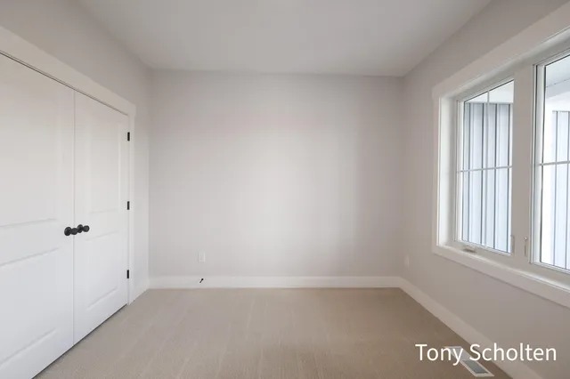 $512,500 | 5151 Blendon Mdw Circle, Unit 29, Hudsonville, MI 49426