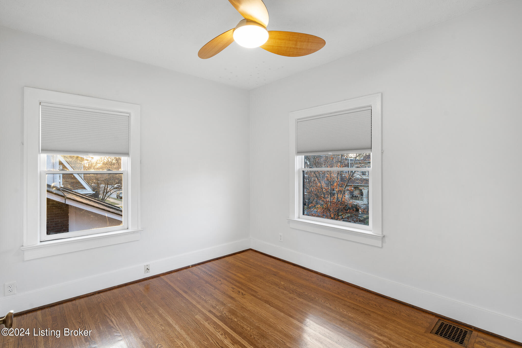 1870 Rutherford Avenue Louisville, KY 40205 - Photo 20 of 36 1870 Rutherford Ave-24