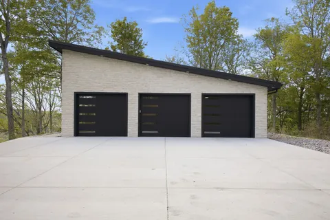 $1,300,000 | 668 Seaton Drive, Smithville, TN 37166