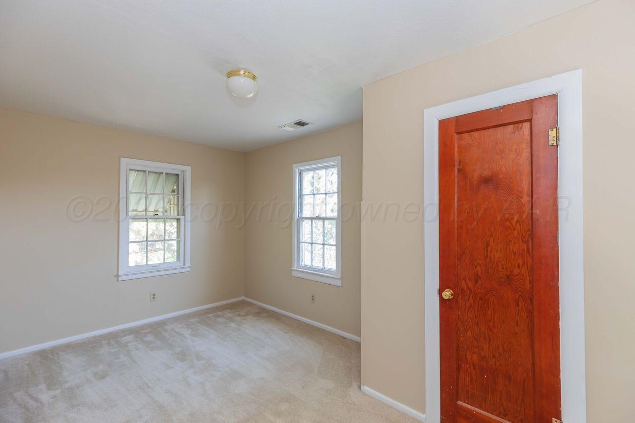 3713 Line Avenue Amarillo, TX 79106 - Photo 27 of 30 bedroom 5 - vewi 2