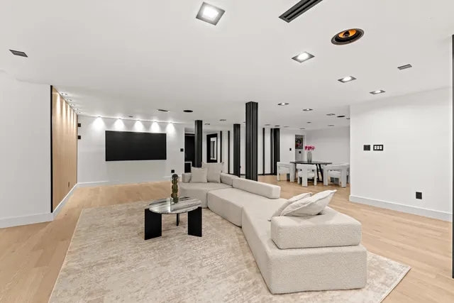 $2,195,000 | 37W993 Heritage Oaks Drive, St. Charles, IL 60175