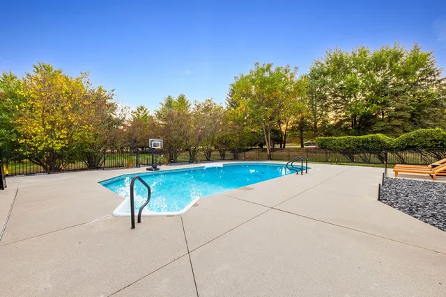 $2,195,000 | 37W993 Heritage Oaks Drive, St. Charles, IL 60175