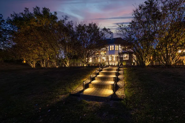 $2,195,000 | 37W993 Heritage Oaks Drive, St. Charles, IL 60175