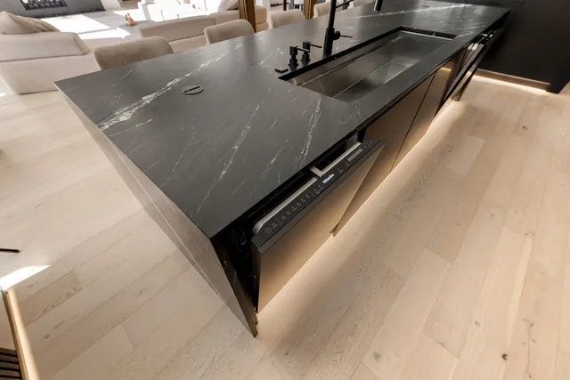 $2,195,000 | 37W993 Heritage Oaks Drive, St. Charles, IL 60175