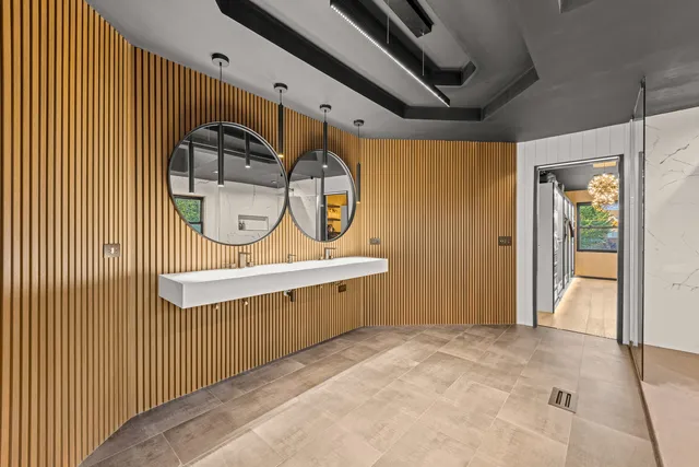 $2,195,000 | 37W993 Heritage Oaks Drive, St. Charles, IL 60175