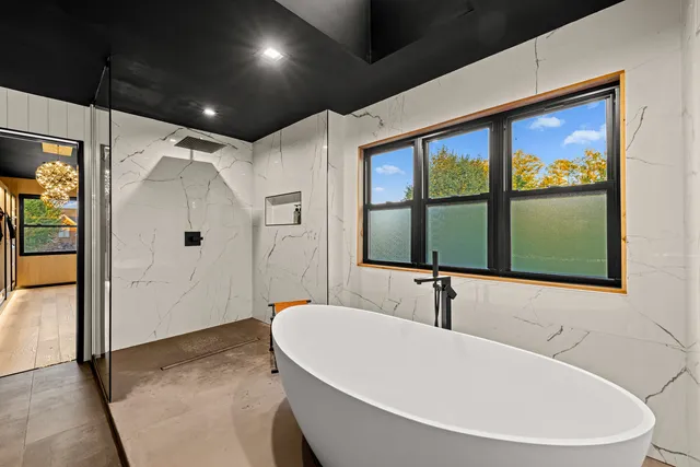 $2,195,000 | 37W993 Heritage Oaks Drive, St. Charles, IL 60175