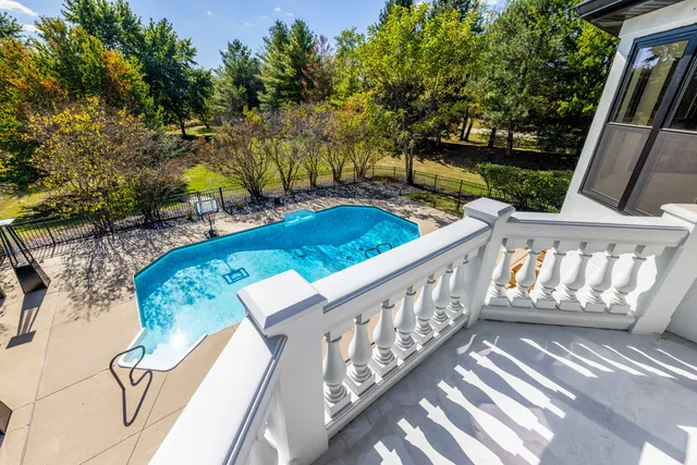 $2,195,000 | 37W993 Heritage Oaks Drive, St. Charles, IL 60175