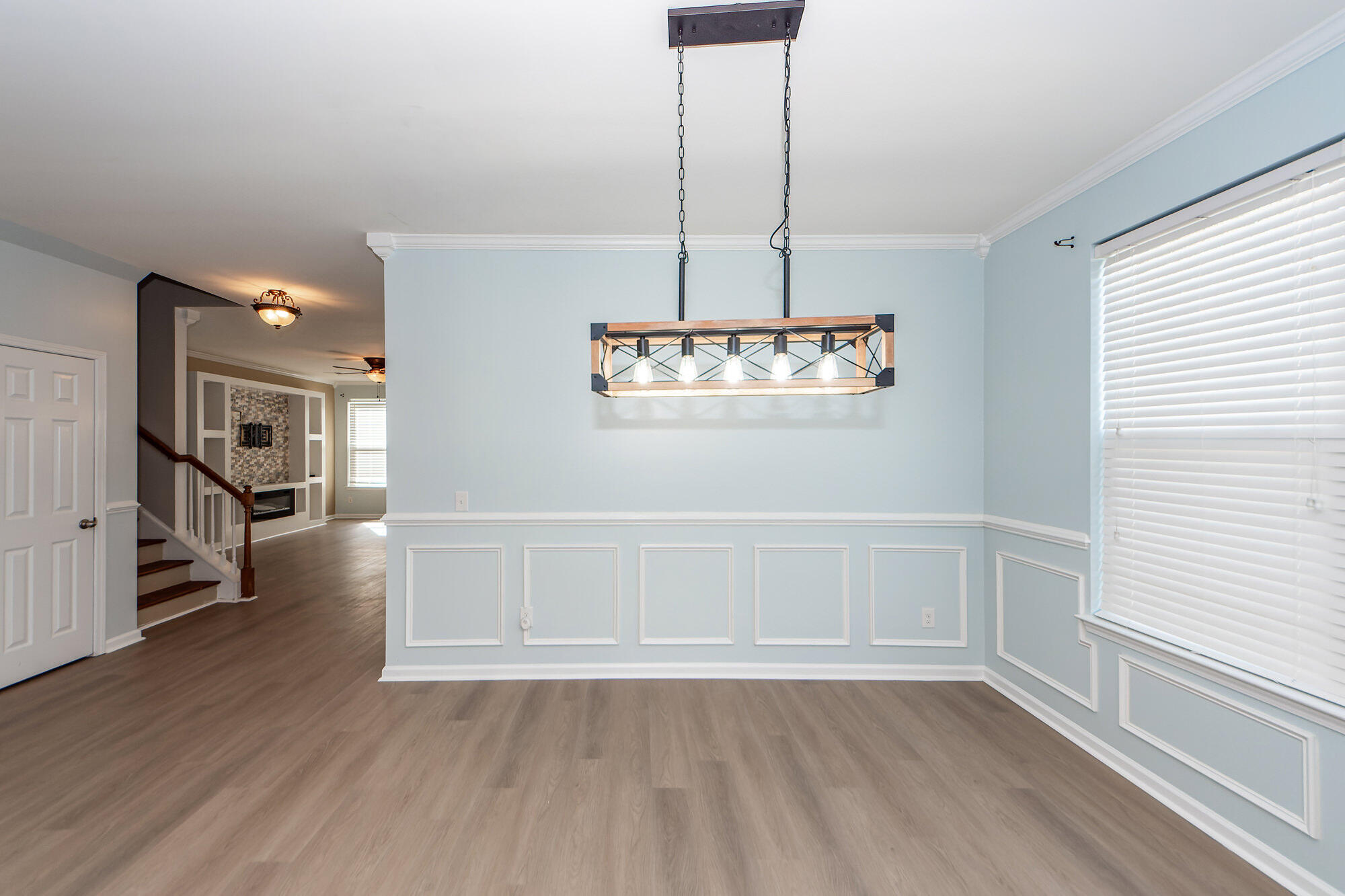 127 Meadow Wood Road Summerville, SC 29486 - Photo 8 of 60 08