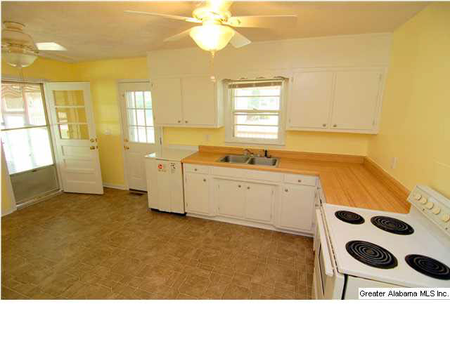 1009 Inzer Drive Birmingham, AL 35214 - Photo 13 of 15
