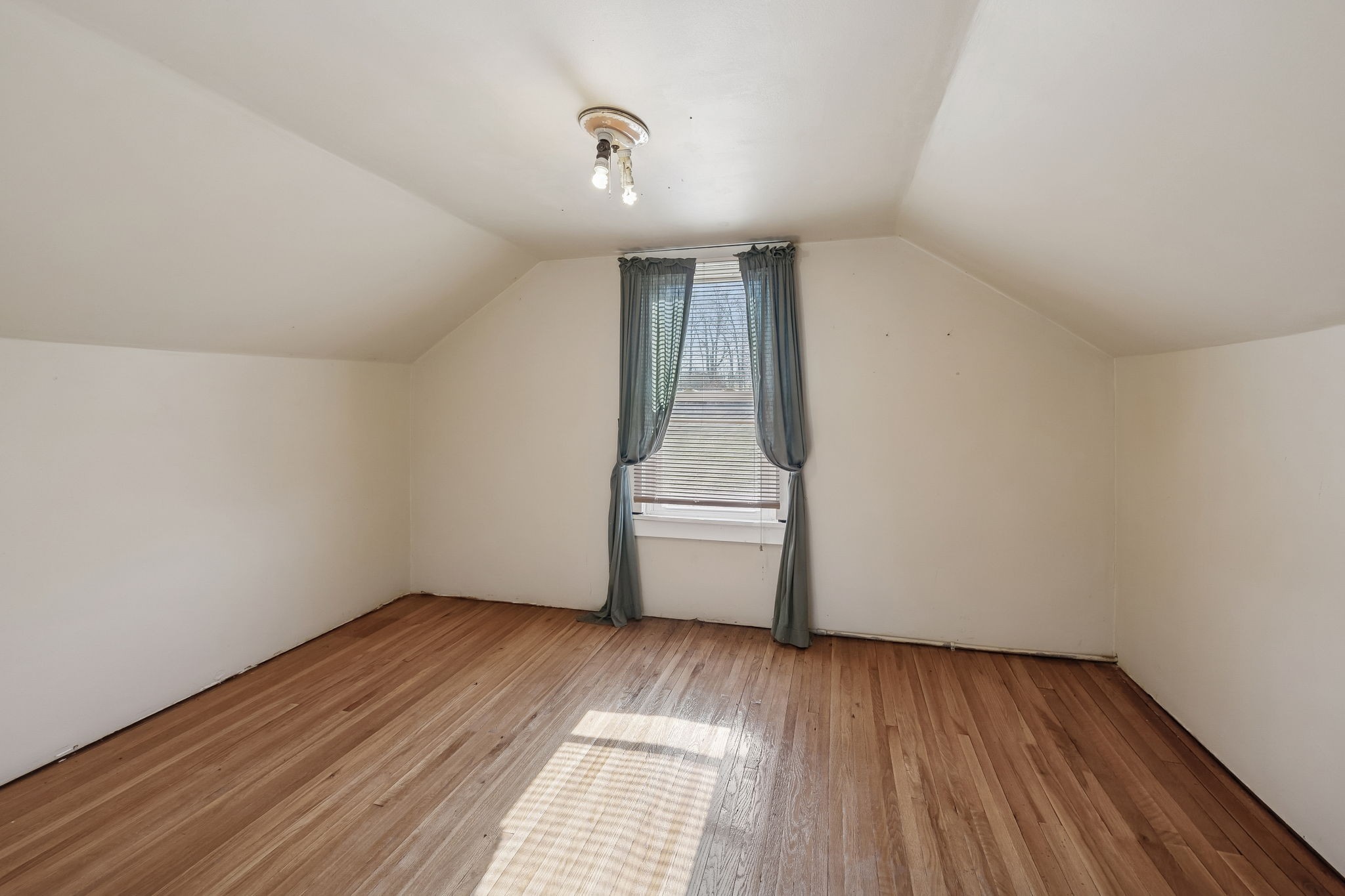 2554 Bakerton Road Red Boiling Springs, TN 37150 - Photo 35 of 46 a view of room with stairs and wooden floor