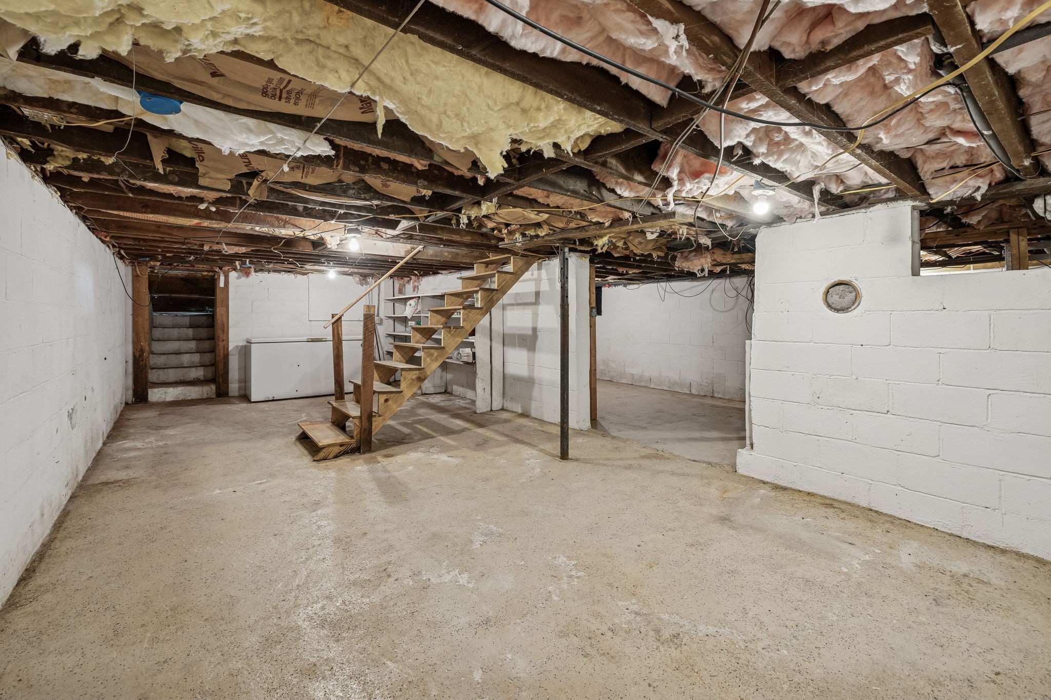 2554 Bakerton Road Red Boiling Springs, TN 37150 - Photo 38 of 46 a view of a room with gym equipment