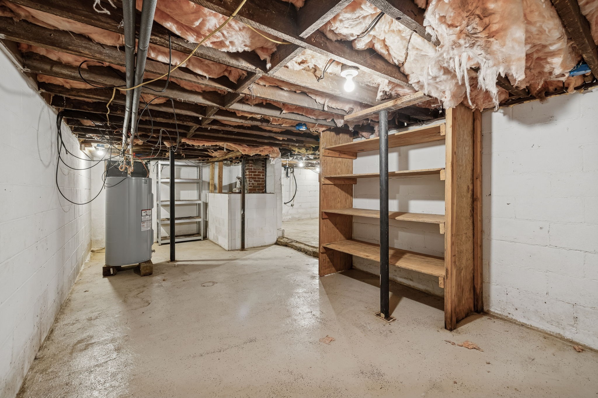 2554 Bakerton Road Red Boiling Springs, TN 37150 - Photo 41 of 46 a view of a room with racks