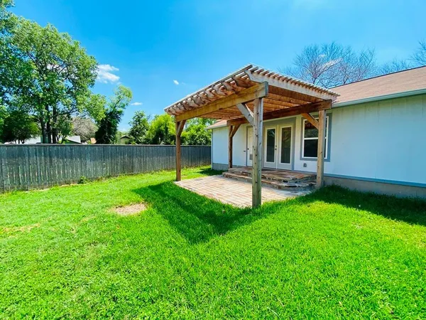 $1,950 | 13000 Pollard Drive, Austin, TX 78727