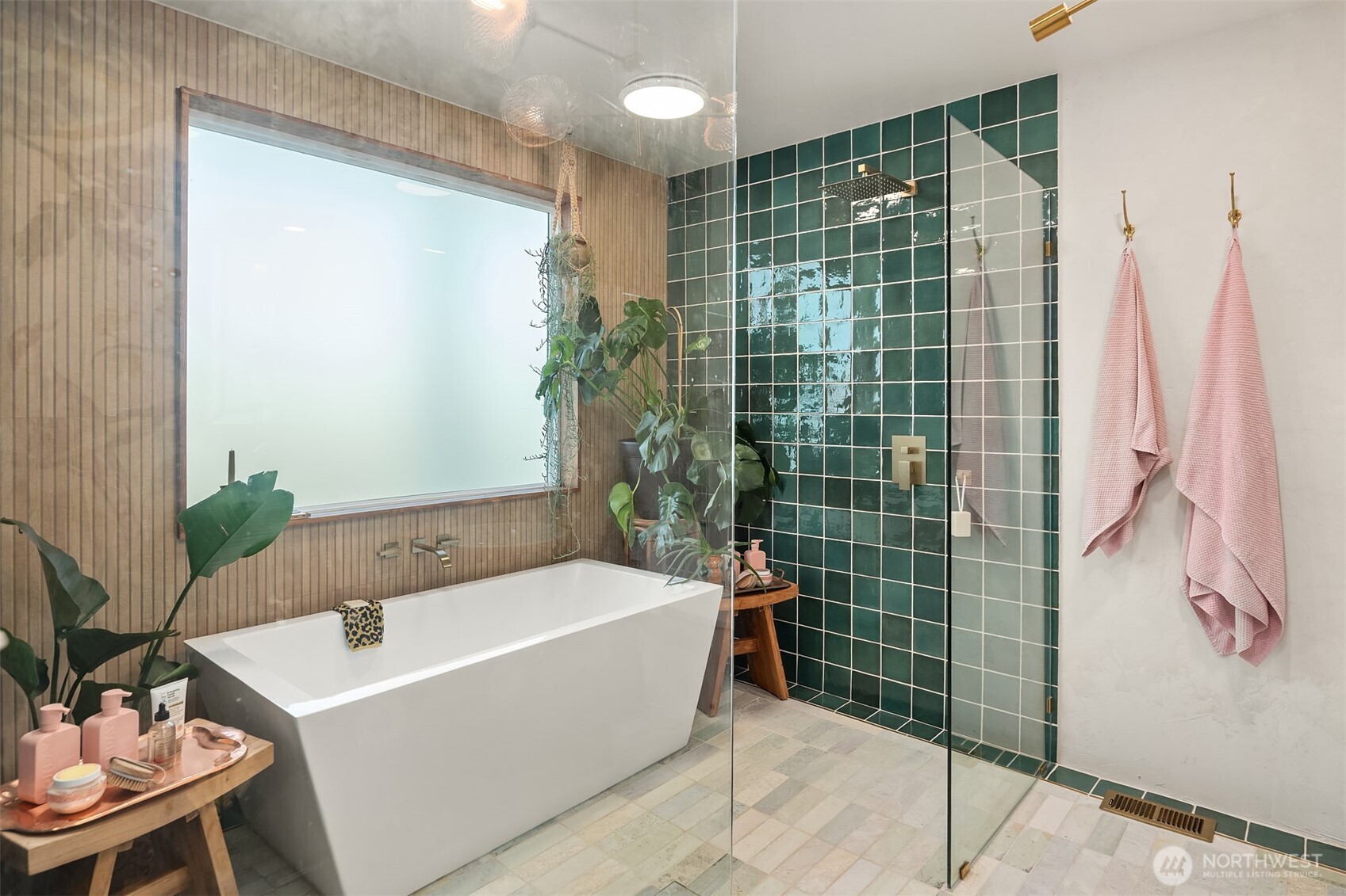 6514 East Lowell Larimer Road Snohomish, WA 98296 - Photo 16 of 40 a bathroom with a bath tub and shower