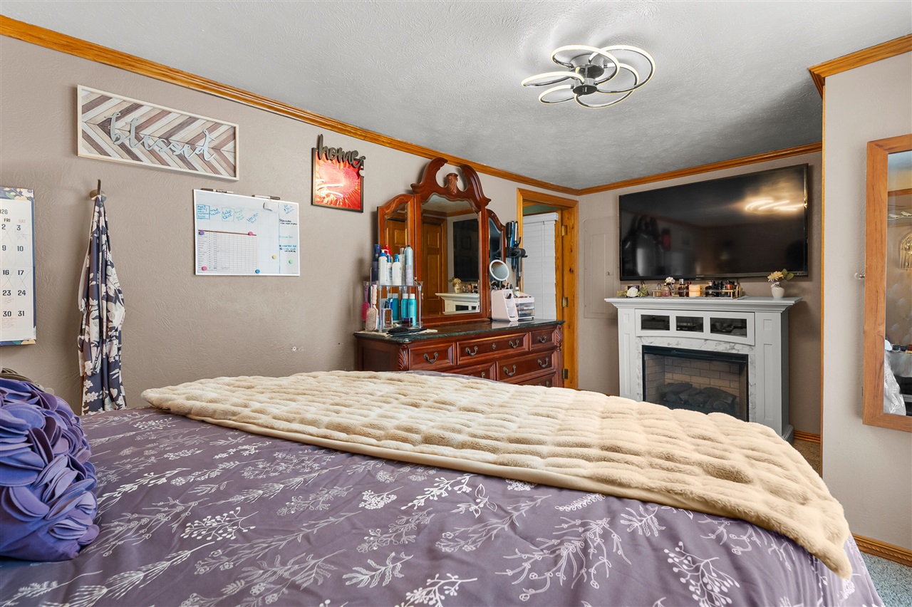 6670 Keyes Road Bellevue, MI 49021 - Photo 21 of 33