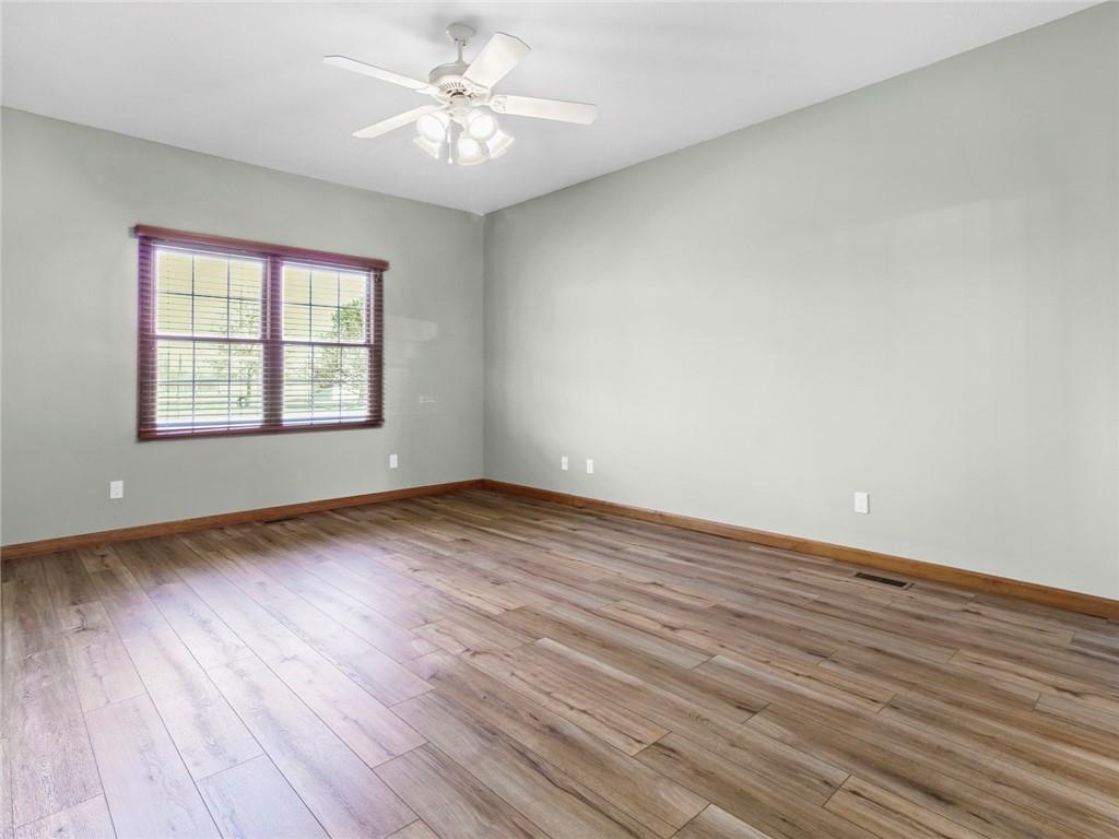 11150 East Base Road Columbus, IN 47203 - Photo 24 of 60