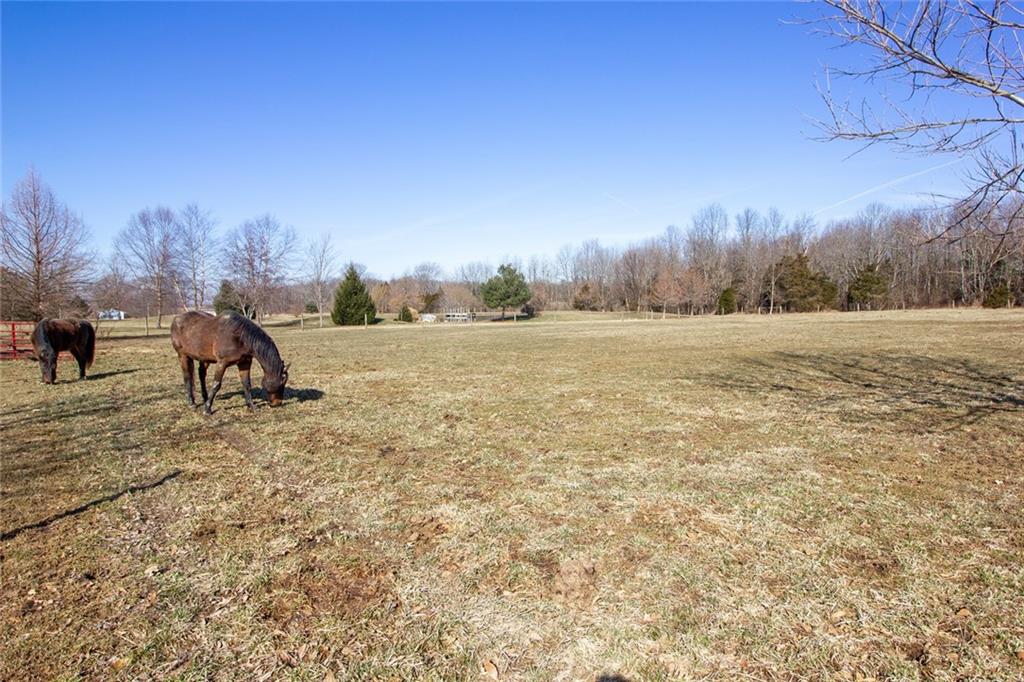 11150 East Base Road Columbus, IN 47203 - Photo 49 of 60