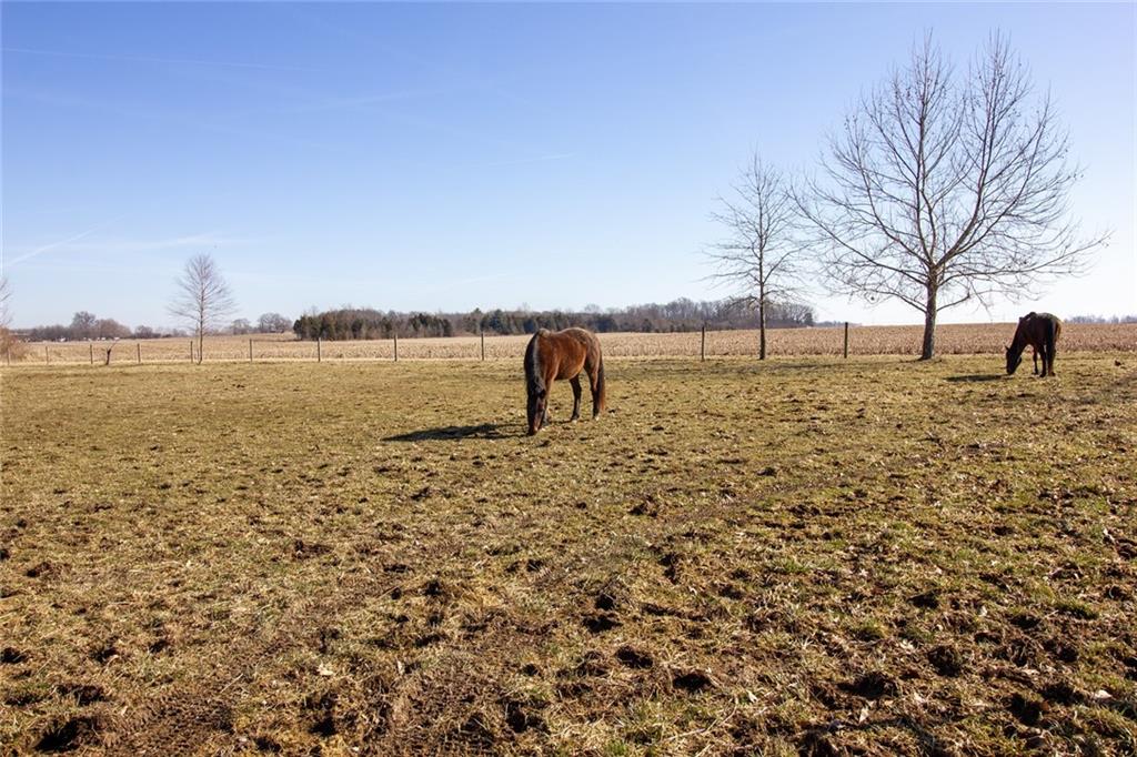 11150 East Base Road Columbus, IN 47203 - Photo 51 of 60