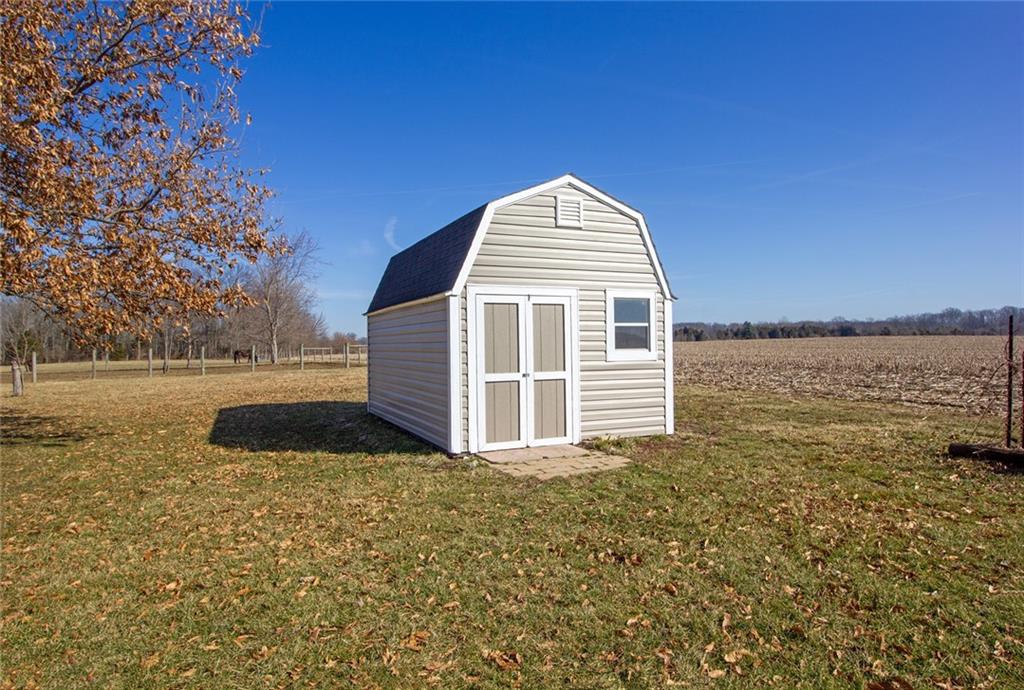 11150 East Base Road Columbus, IN 47203 - Photo 53 of 60