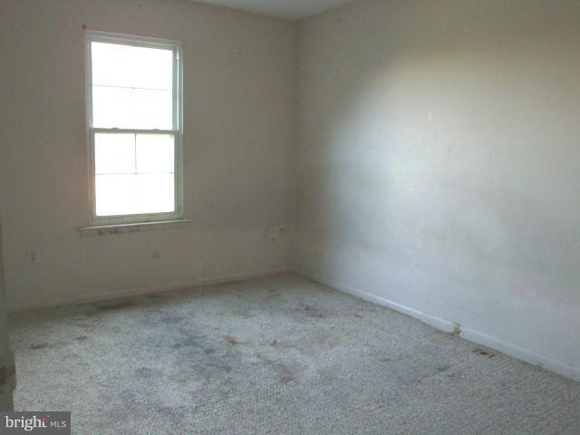 20204 Harbor Tree Road, Unit 20204 Gaithersburg, MD 20886 - Photo 7 of 8 Bedroom