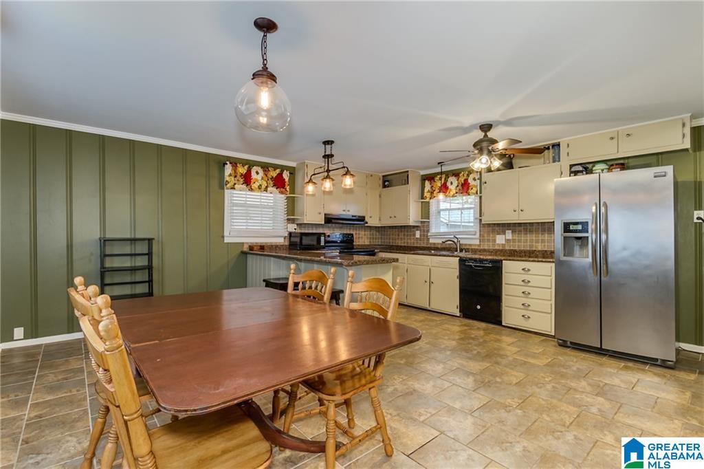 2116 Loop Road Tuscaloosa, AL 35405 - Photo 8 of 29