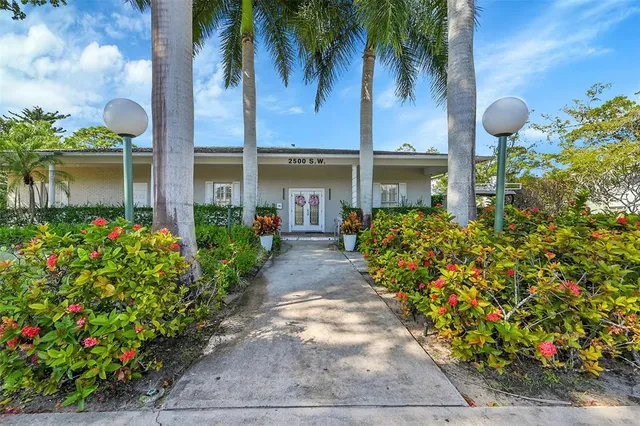 $125,000 | 2340 Southwest 22nd Avenue, Unit 303, Delray Beach, FL 33445