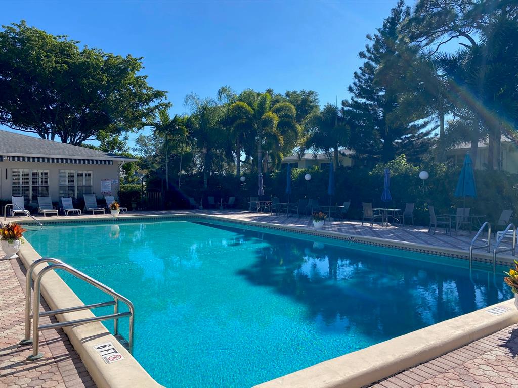 2340 Southwest 22nd Avenue, Unit 303 Delray Beach, FL 33445 - Photo 38 of 68