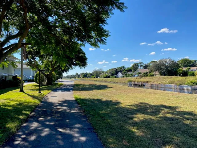 $125,000 | 2340 Southwest 22nd Avenue, Unit 303, Delray Beach, FL 33445