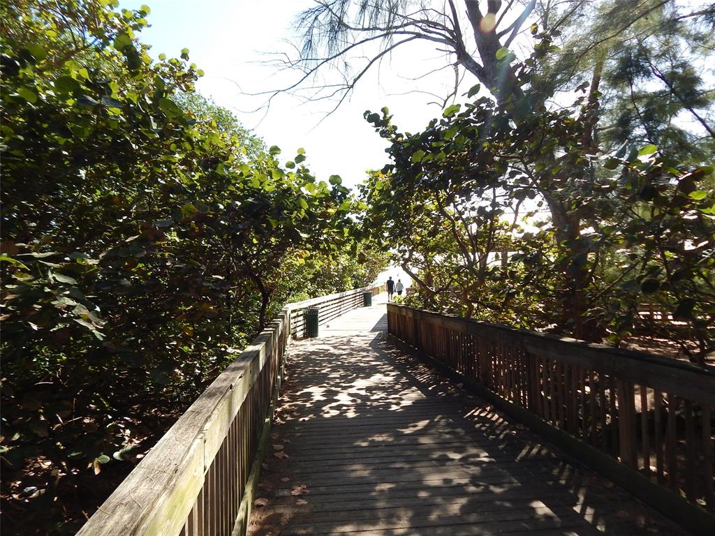 2340 Southwest 22nd Avenue, Unit 303 Delray Beach, FL 33445 - Photo 65 of 68