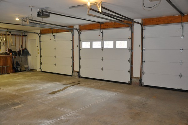 204 Fitchburg Road Townsend, MA 01469 - Photo 15 of 29 a view of a garage