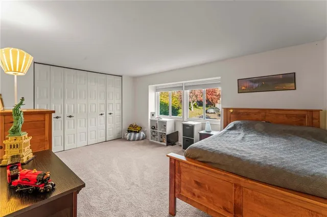 $525,000 | 1256 Manor Drive, Pittsburgh, PA 15241