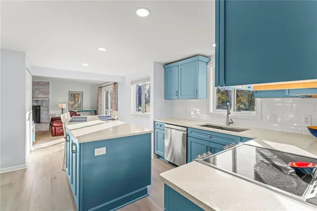 $525,000 | 1256 Manor Drive, Pittsburgh, PA 15241