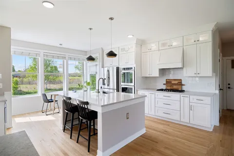 $749,000 | 1443 Sunflower Court, Grayslake, IL 60030