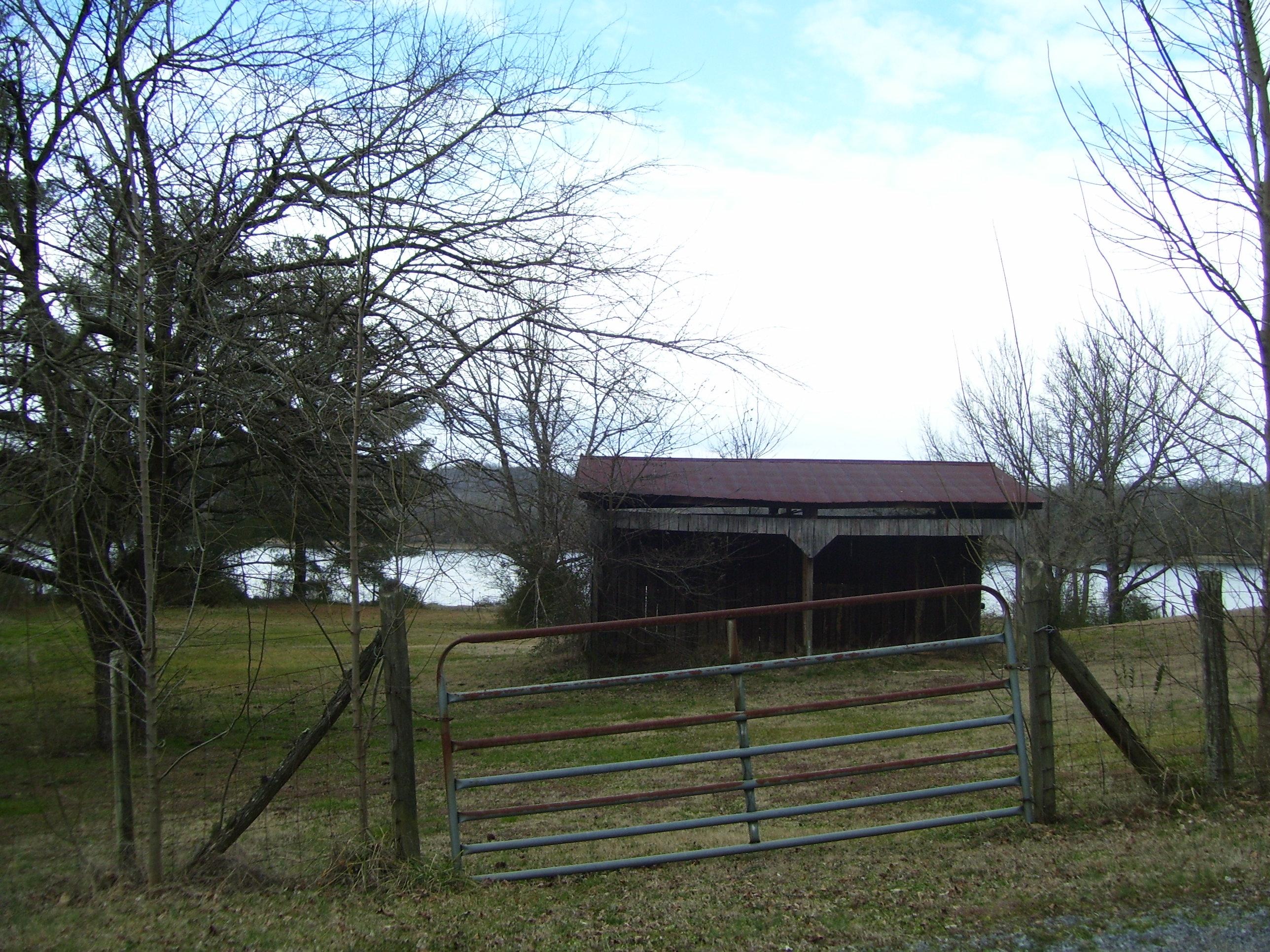 Layman Circle Decatur, TN 37322 - Photo 3 of 5 Gott Lake Property 012