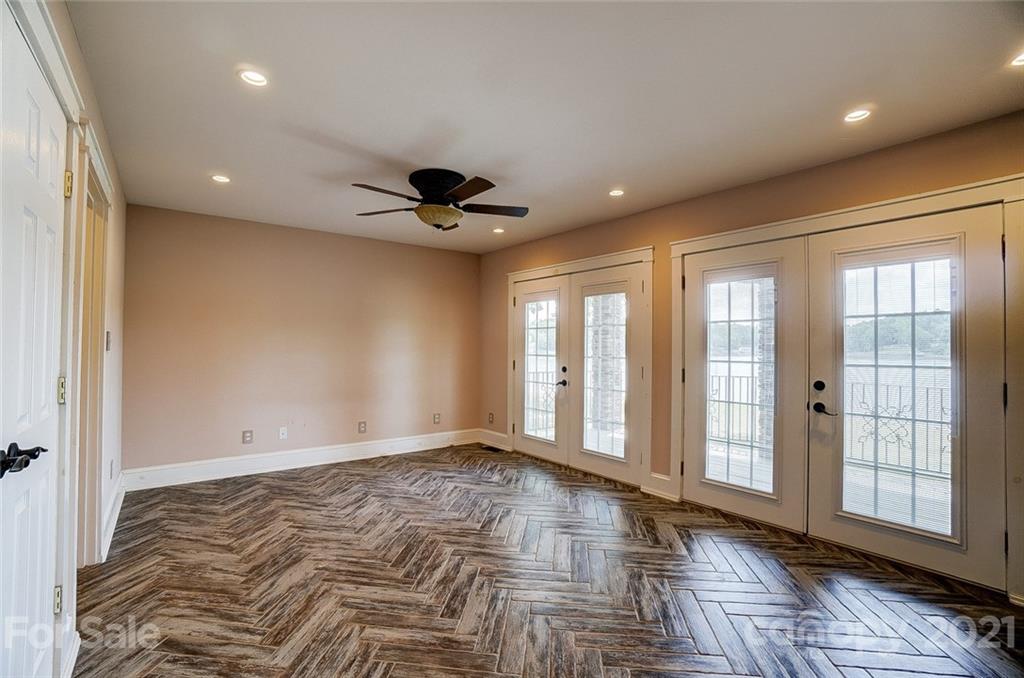 1885 Voyager Road York, SC 29745 - Photo 12 of 38 Gallery Image 12