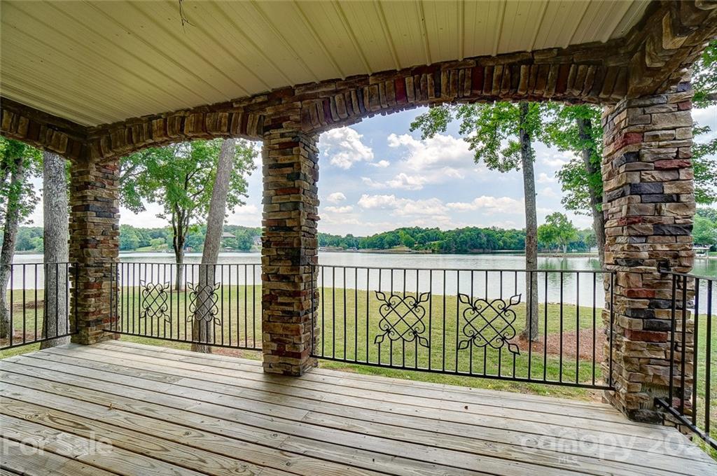 1885 Voyager Road York, SC 29745 - Photo 16 of 38 Gallery Image 16