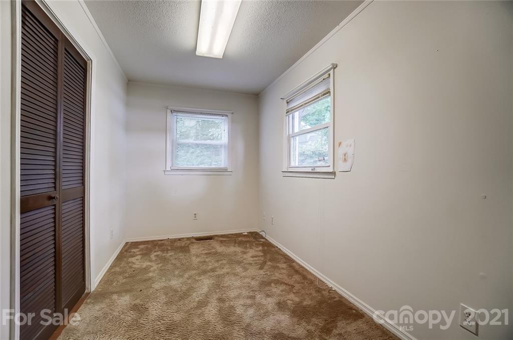 1885 Voyager Road York, SC 29745 - Photo 18 of 38 Gallery Image 18