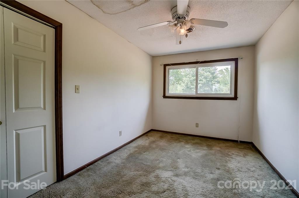 1885 Voyager Road York, SC 29745 - Photo 24 of 38 Gallery Image 24