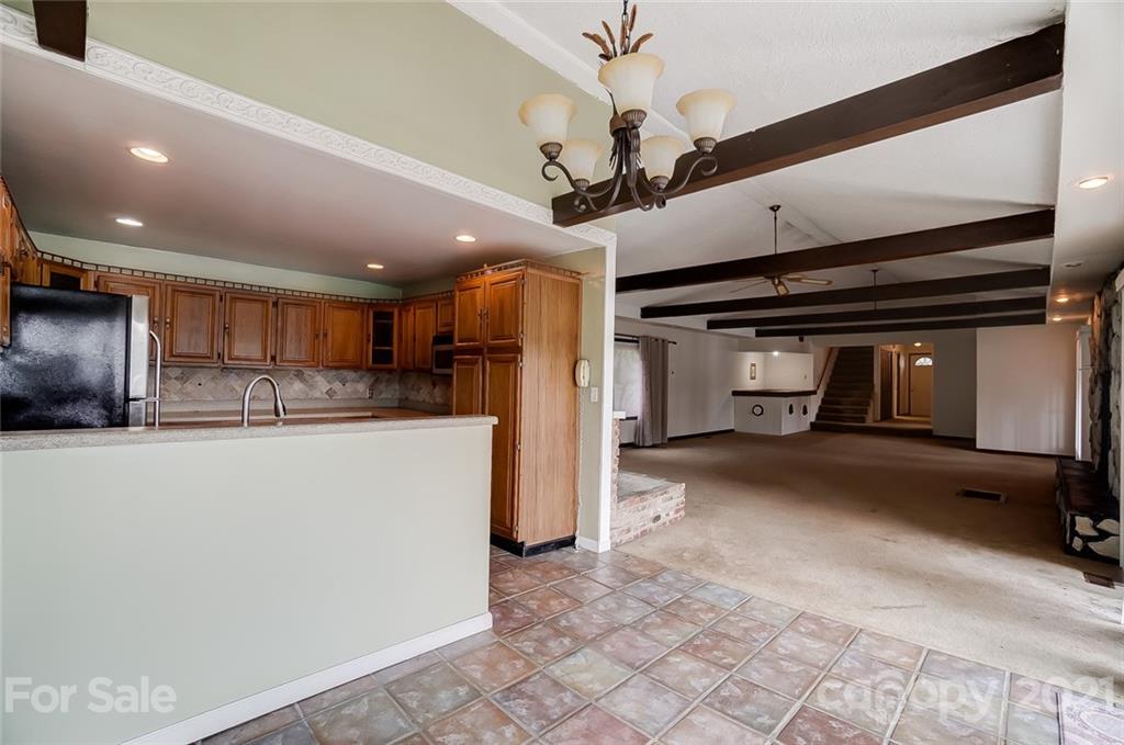 1885 Voyager Road York, SC 29745 - Photo 9 of 38 Gallery Image 9